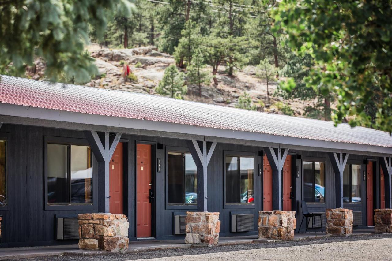 Loge Wolf Creek