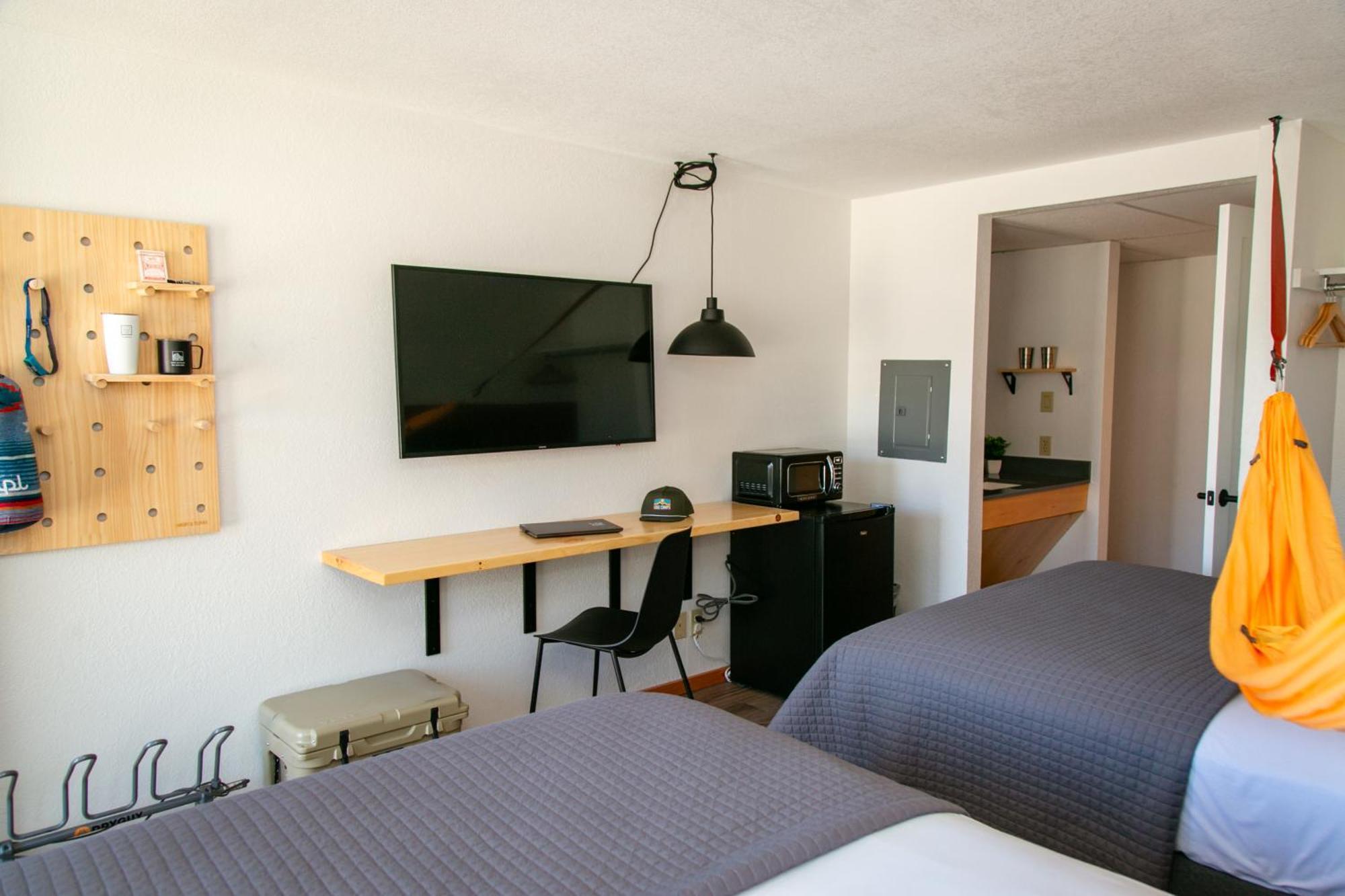 Loge Wolf Creek Motel