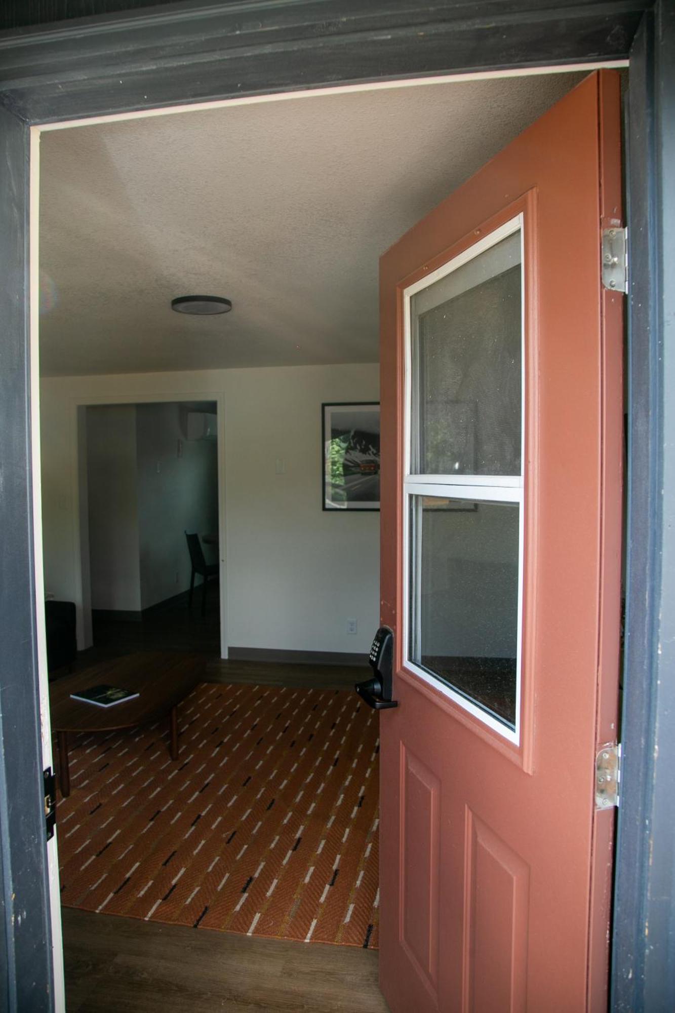 Loge Wolf Creek Motel 3*