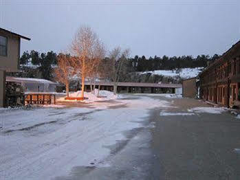 Loge Wolf Creek Motel 3*