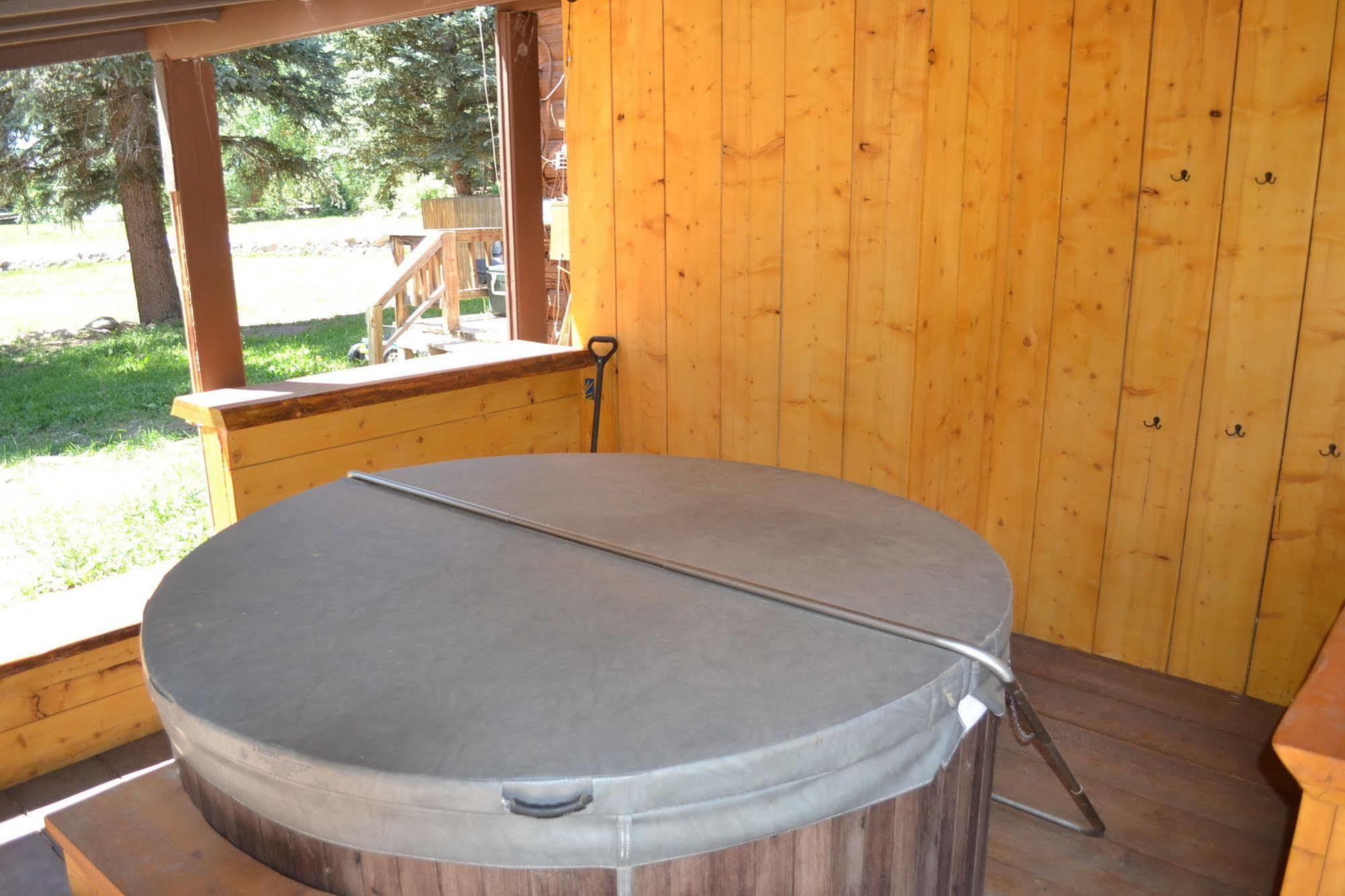 Loge Wolf Creek Motel 3*
