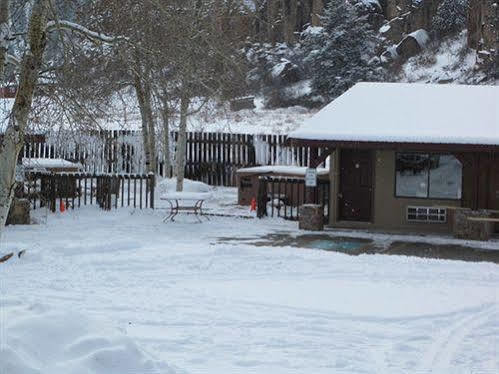 Motel Loge Wolf Creek South Fork